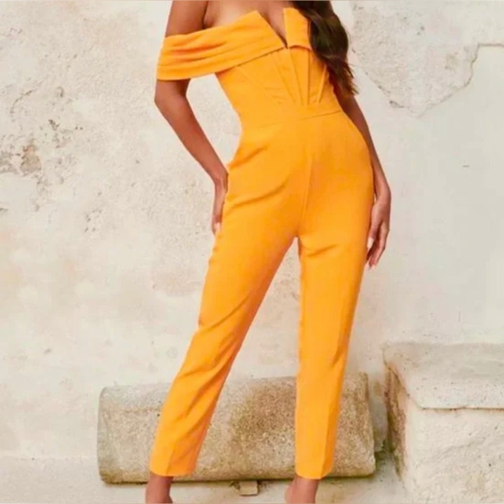 Orange Lavish Alice V-Front Off the Shoulder Jumpsuit Size US 10